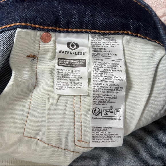 541 Levi’s Athletic Taper Jeans W36 L32 - Picture 10 of 10